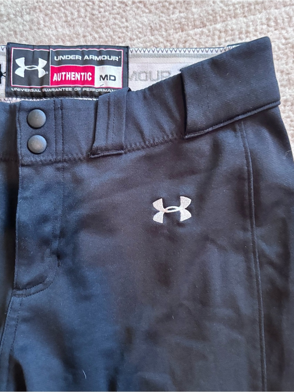 Under Armour Softball Cropped Black Athletic Pants with Silver Logo - Picture 3 of 9